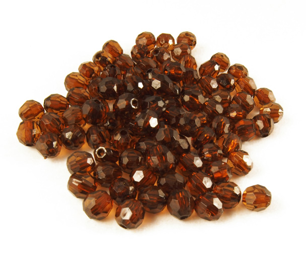 Akryyli särmähelmi 6mm, eri värejä