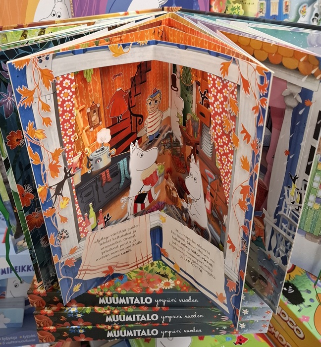 Muumitalo ympäri vuoden. Karusellikirja - Image 2